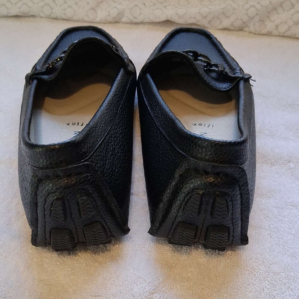 Anne Klein Black Chain-Link Slip-On Loafers - Picture 3 of 6